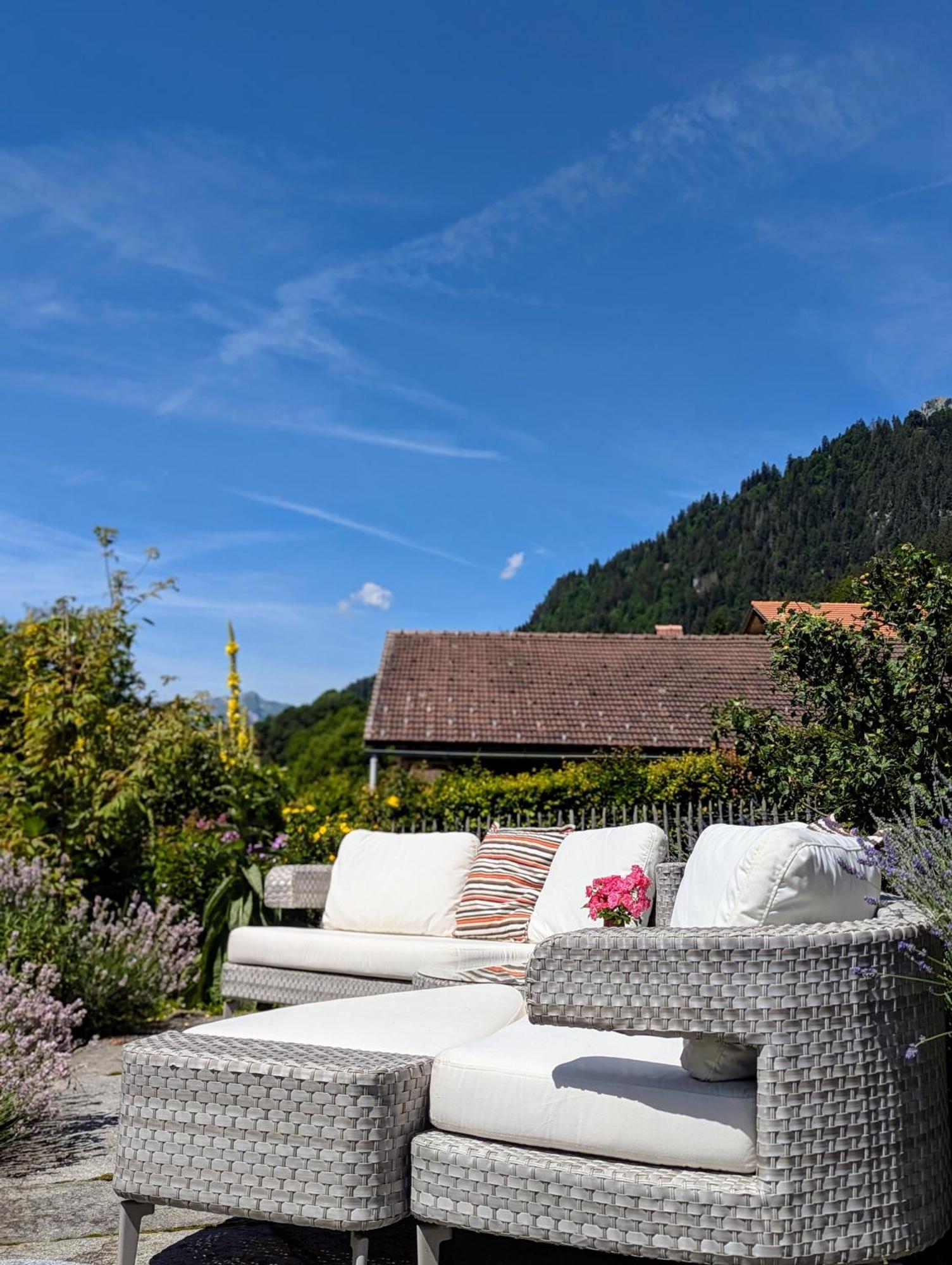 Swiss Mountain-Valley View Lodge Erlenbach im Simmental Luaran gambar